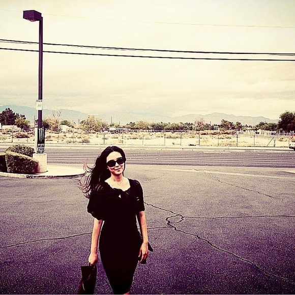 Meet your Posher, Claire - Picture 1 of 1